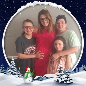 Meet your Posher, April